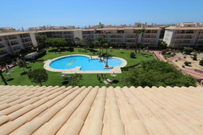 Great 3 bedroom penthouse in a lovely community